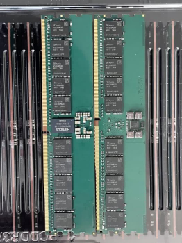 Ang DRAM at NAND Flash Supply ay Tightens Up: Bulk Merchant Stockpiling Surges, DDR Memory Pricing Pumapasok sa Upward Cycle